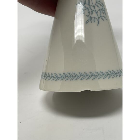 Lenox Fine China Wyndcrest Sat and Pepper Mill Set Vintage Ivory 1970's - Picture 12 of 14